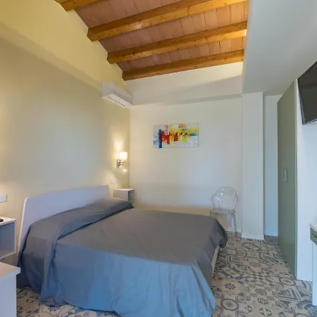 Il Gelso Bed and Breakfast